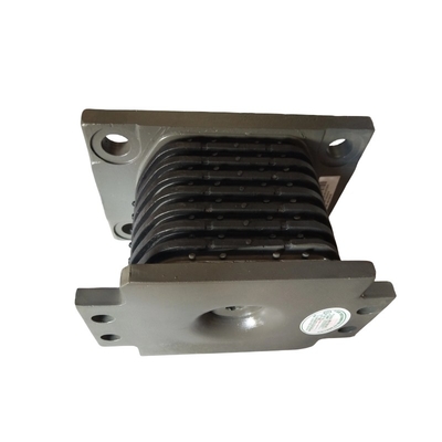 OEM 번호 AZ9725520273 Sinotruk HOWO 트럭 서스펜션 부품용 고무 지원
