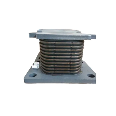 OEM 번호 AZ9725520273 Sinotruk HOWO 트럭 서스펜션 부품용 고무 지원